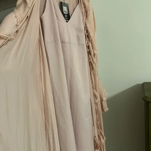 Pink Maxi Dress with ruffles NWT - Picture 8 of 16